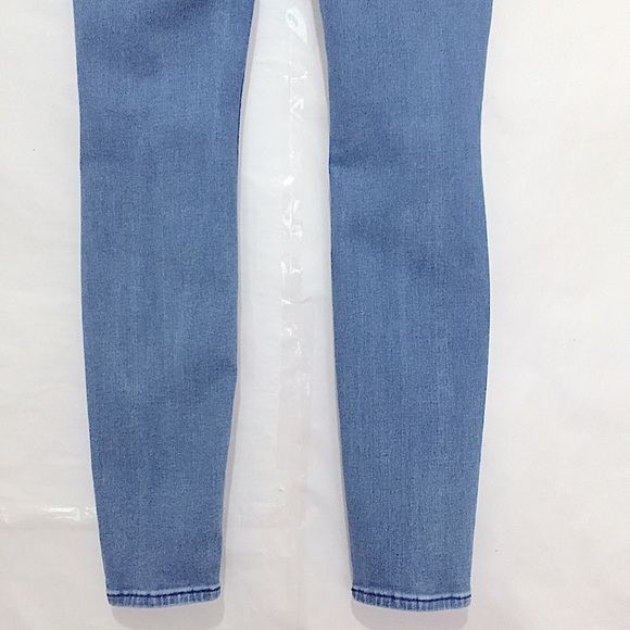 True Religion Halle Mid Rise Super Skinny Jeans - Picture 7 of 11